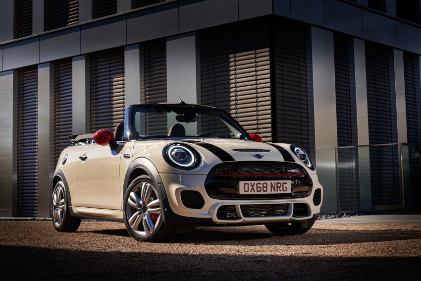 MINI JCW facelift gets updated with particulate filter 903730