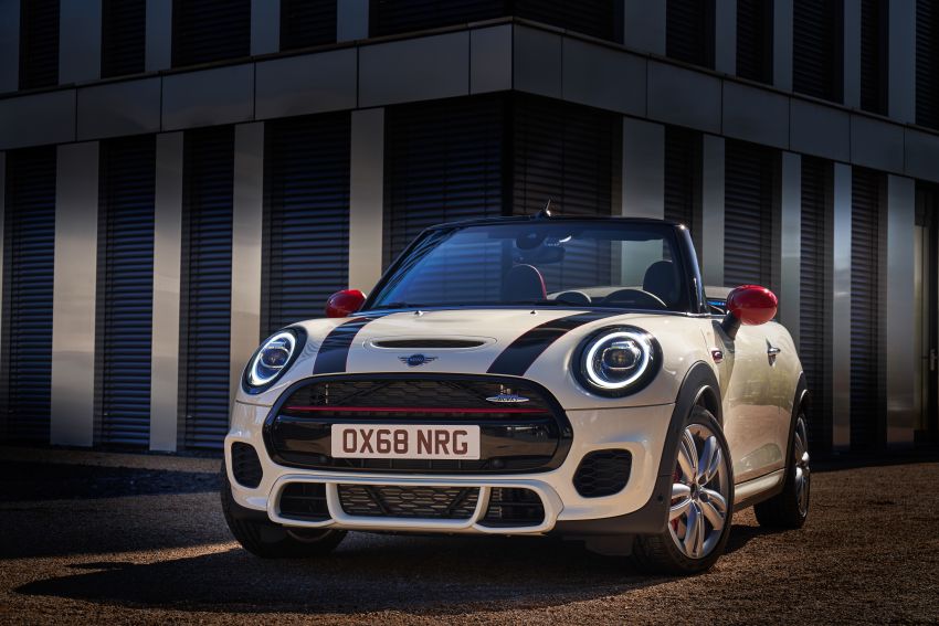 MINI JCW facelift gets updated with particulate filter 903731