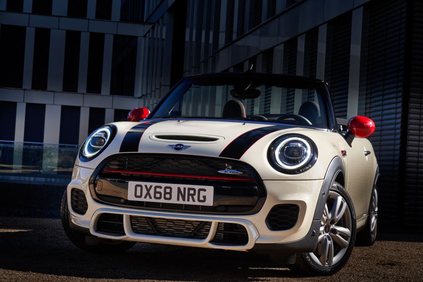 MINI JCW facelift gets updated with particulate filter 903733