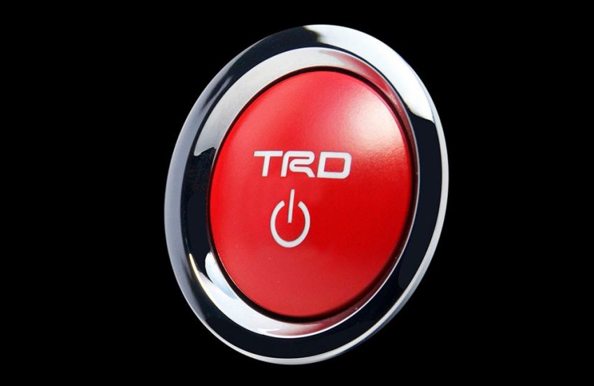 Toyota Prius facelift ditawarkan dengan aksesori TRD 905229