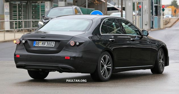 SPYSHOT: Mercedes-Benz E-Class sedan W213 <em>facelift</em>