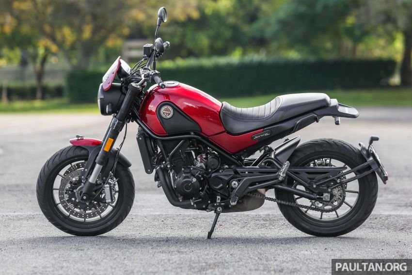 REVIEW: Benelli Leoncino – riding the 500 cc baby lion 899630