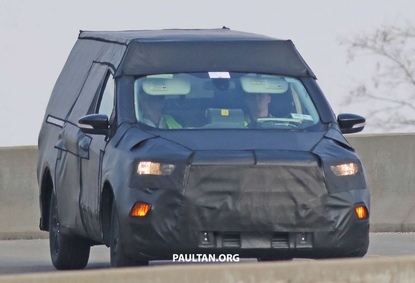 SPIED: Ford compact pick-up spotted – new Courier? 902330