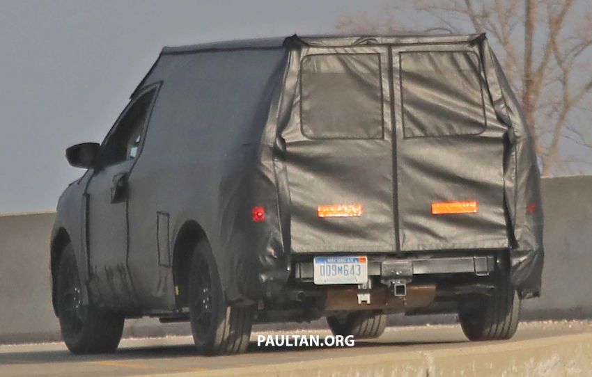 SPIED: Ford compact pick-up spotted – new Courier? 902345