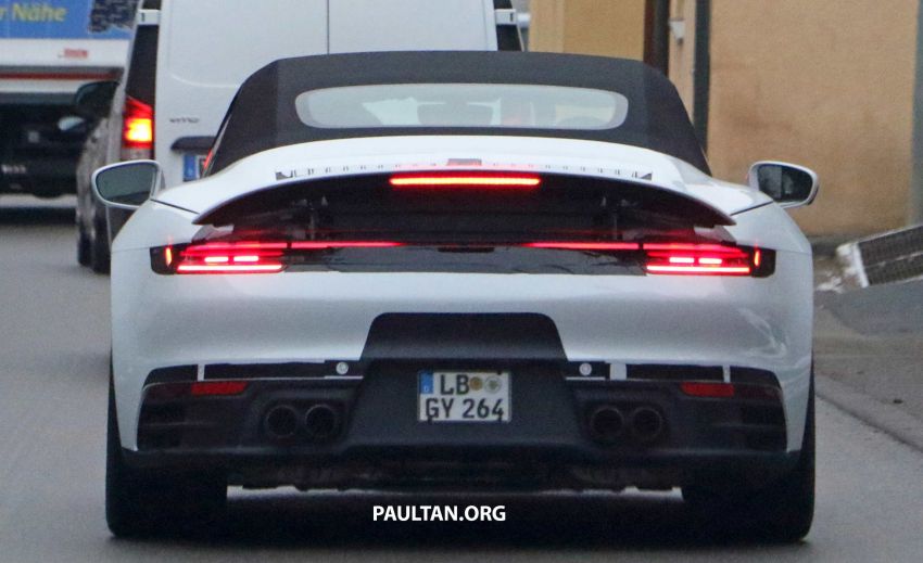 SPYSHOTS: Porsche 992 Cabriolet almost undisguised 903107