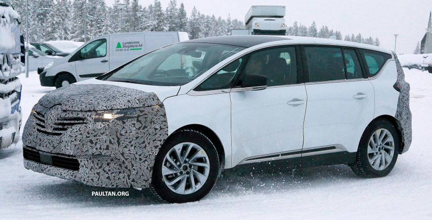 SPYSHOTS: Renault Espace facelift spotted testing 902069