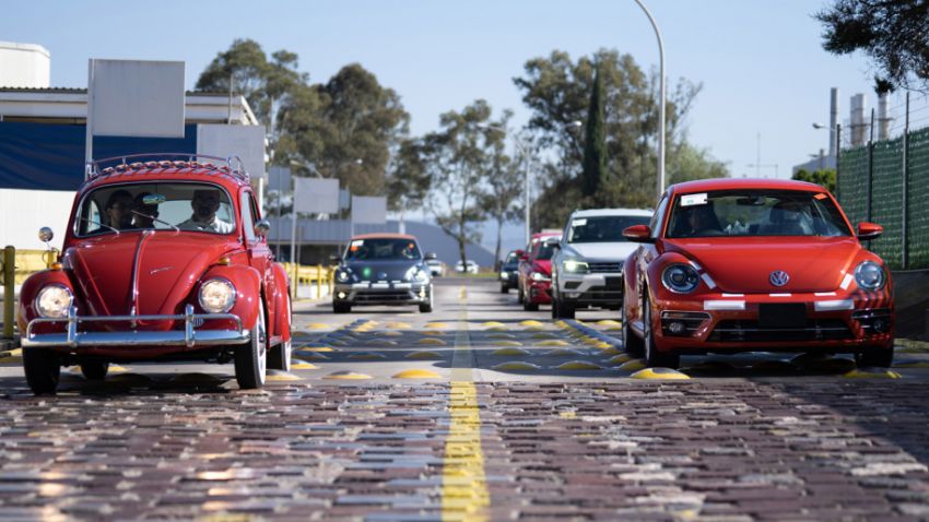 Volkswagen lakukan restorasi percuma untuk sebuah Beetle keluaran 1966 milik wanita berumur 73 tahun 901046