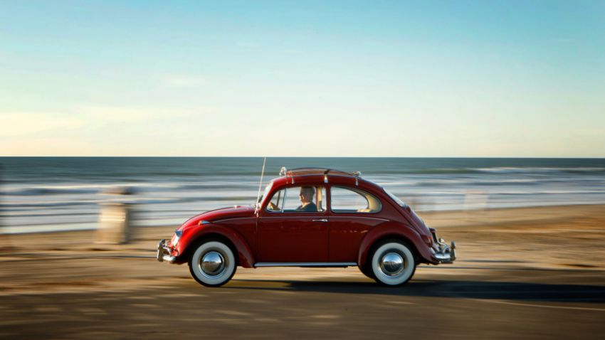 Volkswagen lakukan restorasi percuma untuk sebuah Beetle keluaran 1966 milik wanita berumur 73 tahun 901050