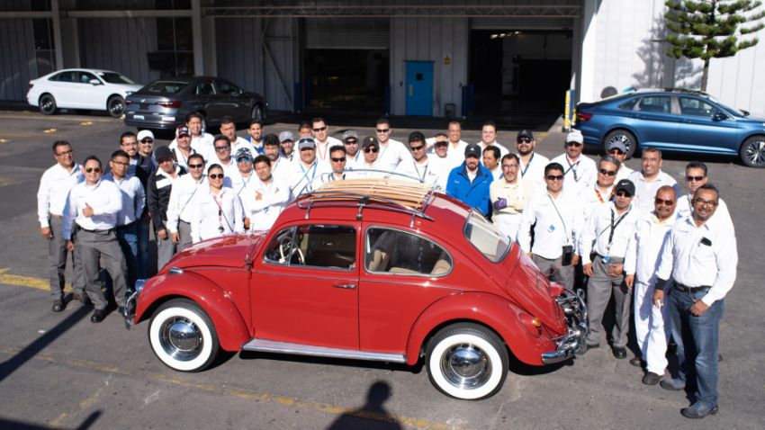 Volkswagen lakukan restorasi percuma untuk sebuah Beetle keluaran 1966 milik wanita berumur 73 tahun 901040