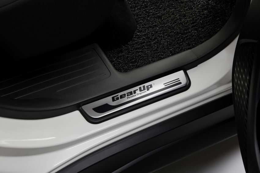 Perodua Aruz SUV – GearUp accessories detailed 911116