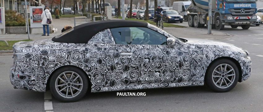 SPIED: G23 BMW 4 Series Convertible – interior seen 906768