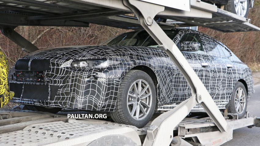 SPIED: BMW i4 electric sedan seen for the first time 916097