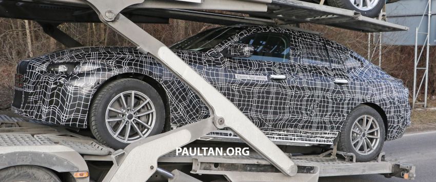 SPIED: BMW i4 electric sedan seen for the first time 916101