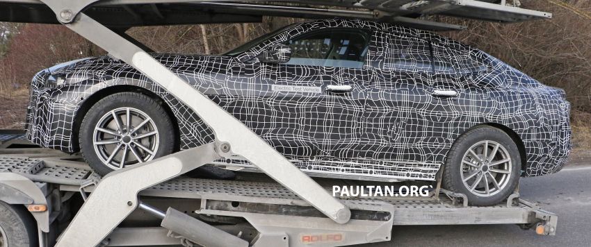 SPIED: BMW i4 electric sedan seen for the first time 916104