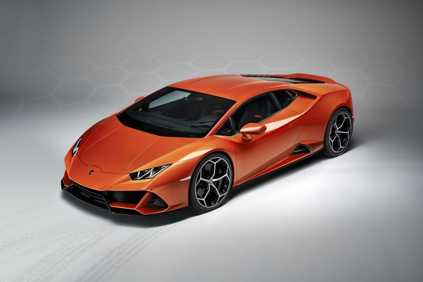 Lamborghini Huracan Evo shown: 640 hp, smarter aids 908046