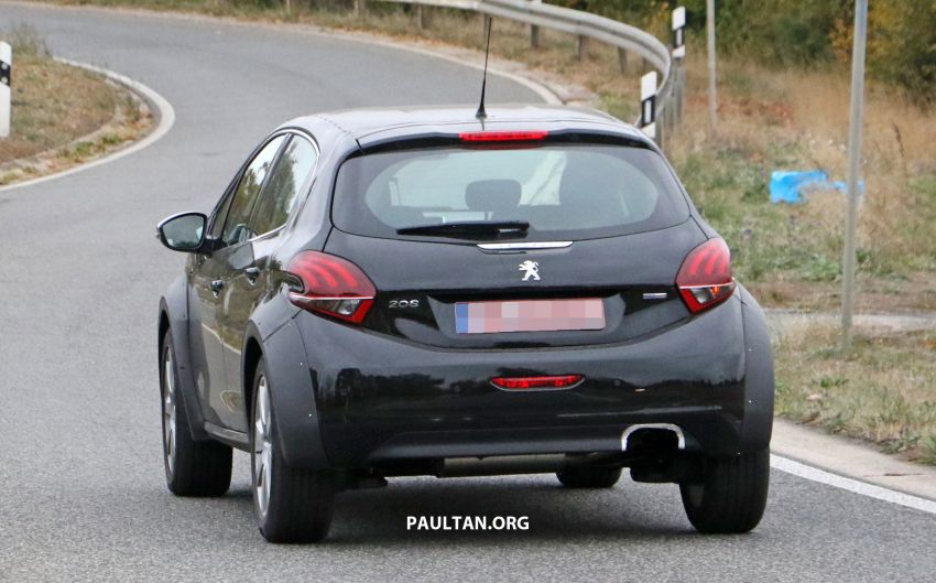 SPIED: Peugeot 1008 test mule seen – SUV due soon? 907156