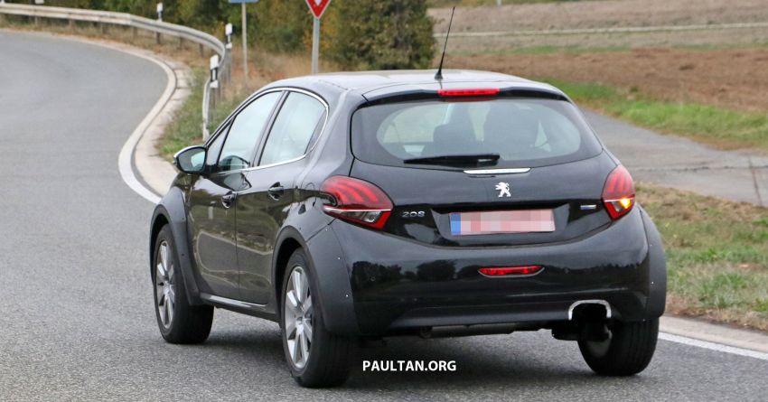 SPIED: Peugeot 1008 test mule seen – SUV due soon? 907155