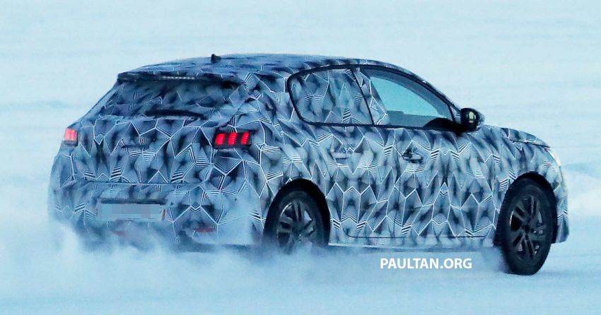 SPYSHOTS: Next Peugeot 208 sighted on winter trials 910164
