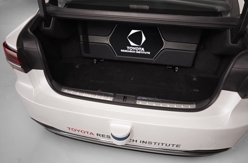 Toyota Research Institute reveals P4 autonomous driving prototype for CES – based on Lexus LS 906945