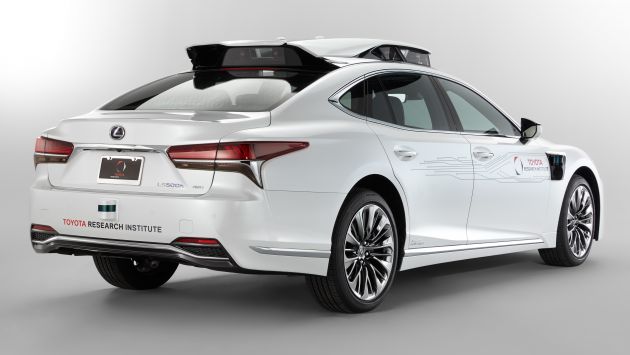 Toyota Research Institute reveals P4 autonomous driving prototype for CES – based on Lexus LS