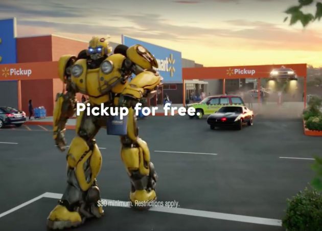 Iklan Walmart penuh dengan kereta filem nostalgik