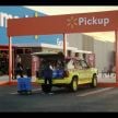 Iklan Walmart penuh dengan kereta filem nostalgik