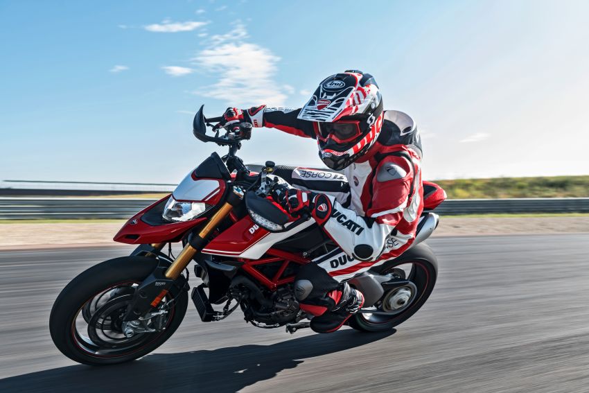 TUNGGANG UJI: Ducati Hypermotard 950 – mahu kembali jadi jahat, pemuas nafsu penunggang nakal 922952