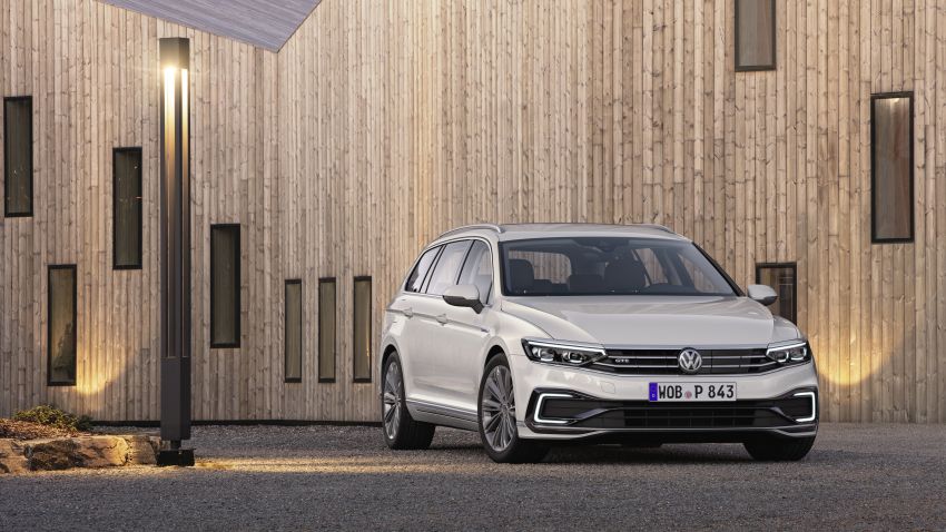B8 Volkswagen Passat facelift revealed – new MIB3 infotainment and IQ.Drive assistance systems 919126