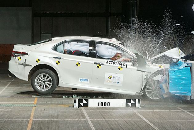Toyota Camry 2019 dapat ASEAN NCAP lima bintang