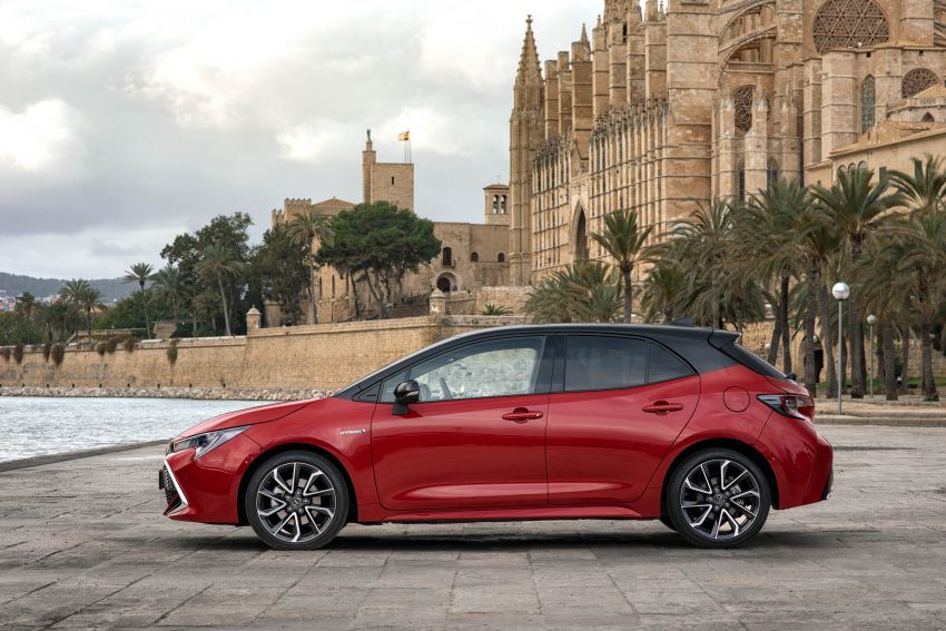 GALLERY: 2019 Toyota Corolla detailed for Europe – three body styles; four powertrains, including hybrids 926214