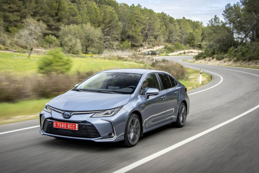 GALLERY: 2019 Toyota Corolla detailed for Europe – three body styles; four powertrains, including hybrids 926316