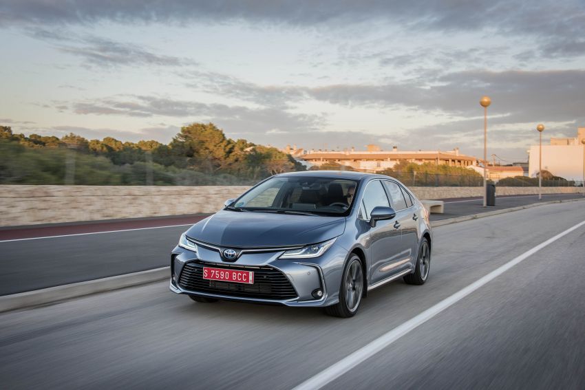 GALLERY: 2019 Toyota Corolla detailed for Europe – three body styles; four powertrains, including hybrids 926382