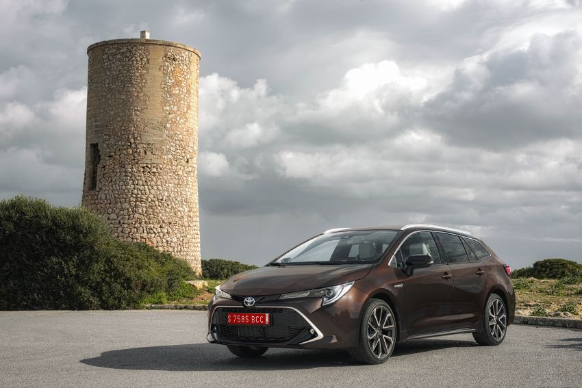 GALLERY: 2019 Toyota Corolla detailed for Europe – three body styles; four powertrains, including hybrids 926199