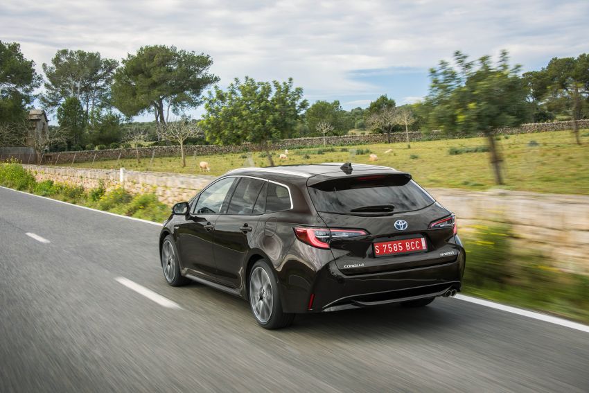 GALLERY: 2019 Toyota Corolla detailed for Europe – three body styles; four powertrains, including hybrids 926259
