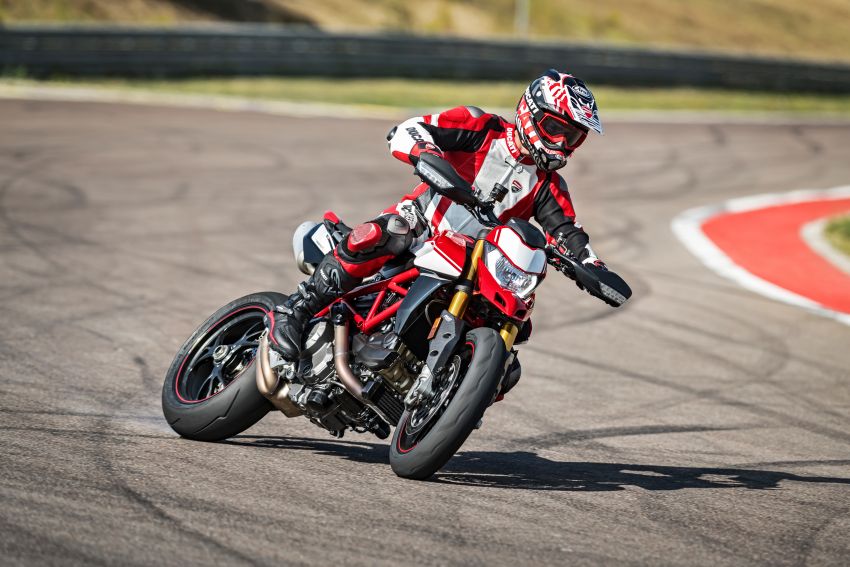 TUNGGANG UJI: Ducati Hypermotard 950 – mahu kembali jadi jahat, pemuas nafsu penunggang nakal 922955