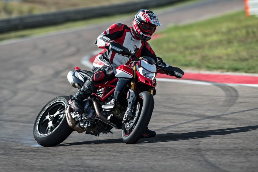 TUNGGANG UJI: Ducati Hypermotard 950 – mahu kembali jadi jahat, pemuas nafsu penunggang nakal 922958