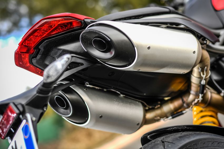 Ducati Hypermotard 950 – perubahan utama generasi ketiga berbanding Hypermotard 939 generasi pertama 920034