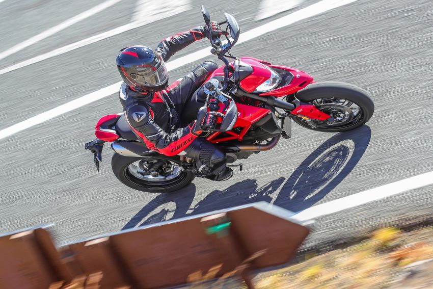 TUNGGANG UJI: Ducati Hypermotard 950 – mahu kembali jadi jahat, pemuas nafsu penunggang nakal 923011