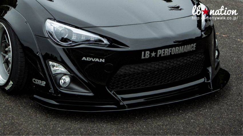 Toyota 86 and Subaru BRZ get the Liberty Walk touch 922339
