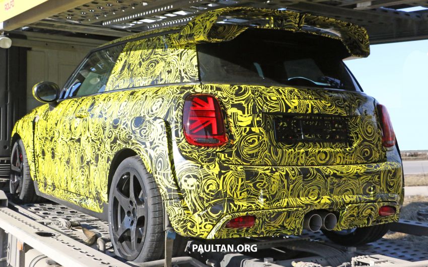 SPIED: MINI John Cooper Works GP gets racy styling 922045