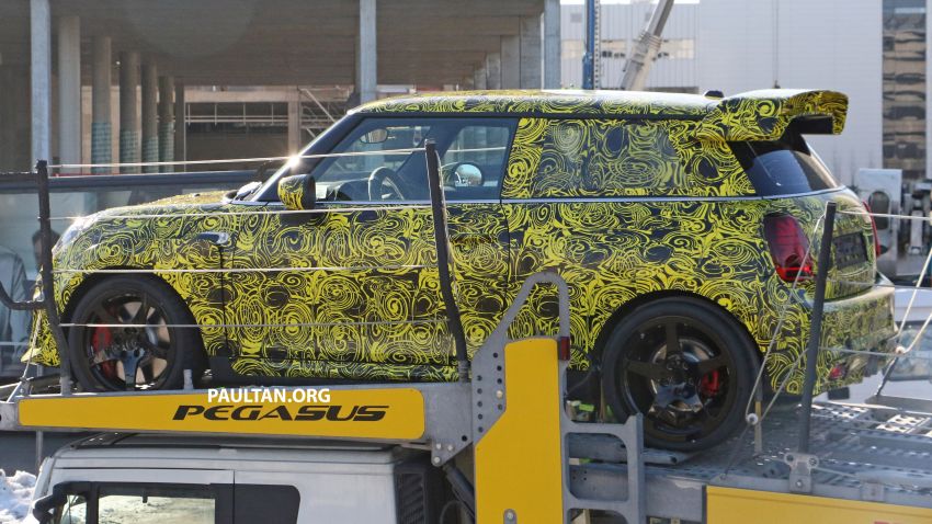 SPIED: MINI John Cooper Works GP gets racy styling 922041
