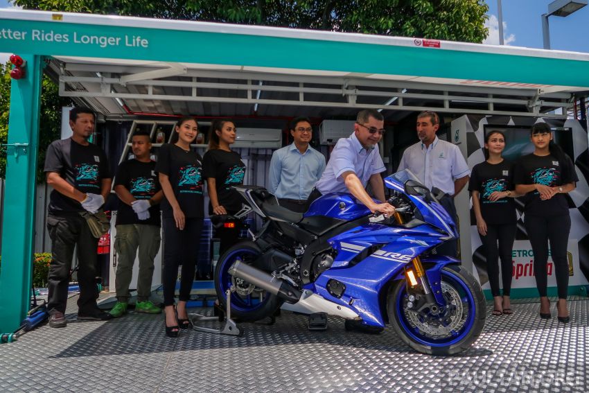 Petronas Sprinta launches mobile service workshop 925503