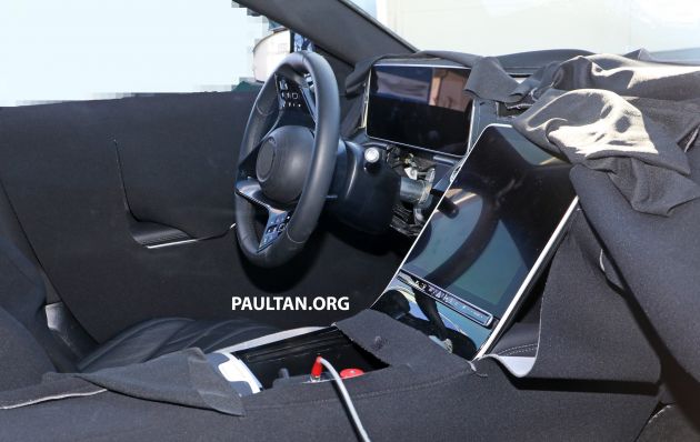 SPYSHOTS: W223 Mercedes-Benz S-Class spotted testing again – interior reveals large touchscreen