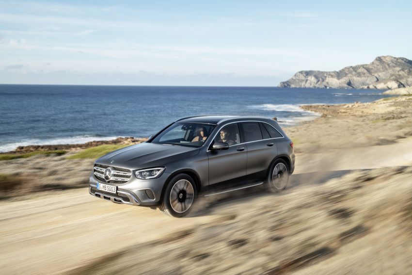 X253 Mercedes-Benz GLC facelift unveiled – new mild hybrid engines, MBUX infotainment system 927978