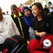 Kerusi kanak-kanak wajib mulai 2020; pengecualian SST dan cukai import sedang diteliti – Loke