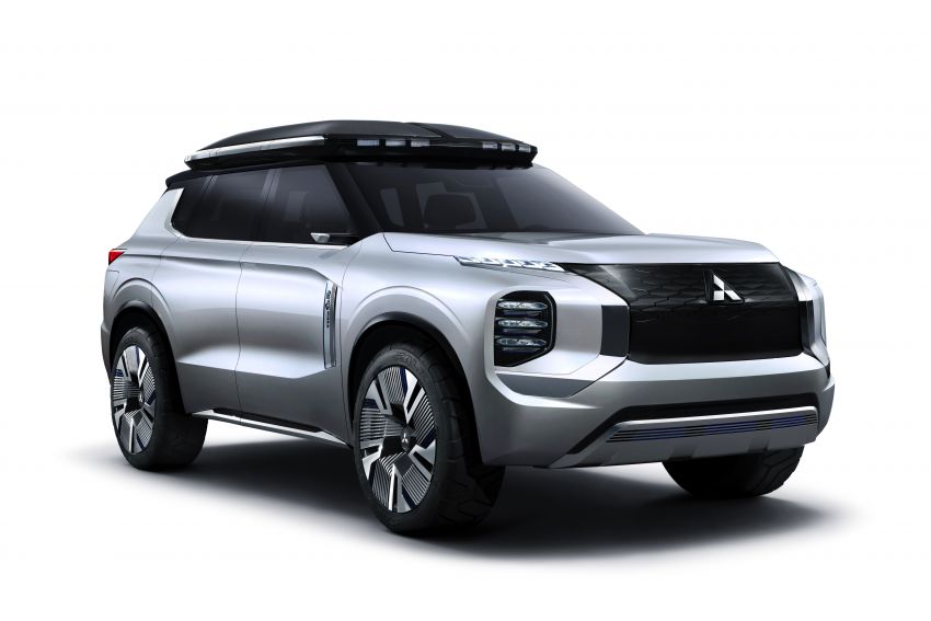 Mitsubishi Engelberg Tourer – PHEV SUV concept with 20 kWh battery, 70 km EV range, 700 km combined 932195