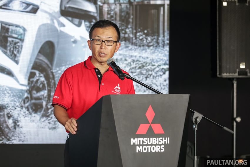 VIDEO: Mitsubishi 4Sure Thrill event – experiencing dirt drifting with Dakar Rally champ in the new Triton! 932062