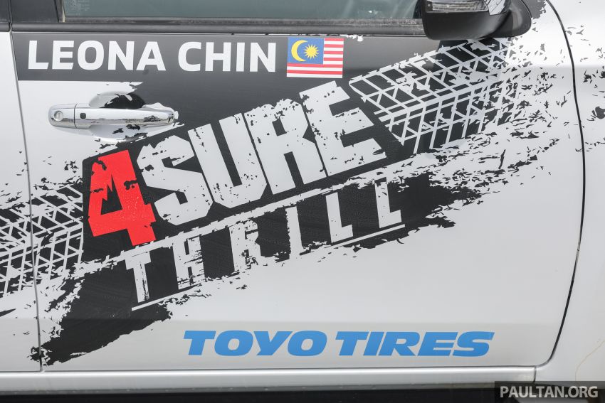 VIDEO: Mitsubishi 4Sure Thrill event – experiencing dirt drifting with Dakar Rally champ in the new Triton! 932074
