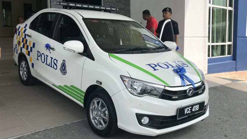 Perodua serah tiga unit Bezza untuk polis Selangor 931080