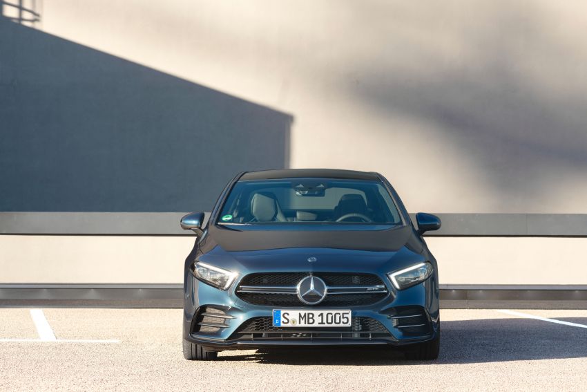 V177 Mercedes-AMG A35 4Matic Sedan revealed with 306 hp and 420 litre boot; 0-100 km/h in 4.8 seconds 939215